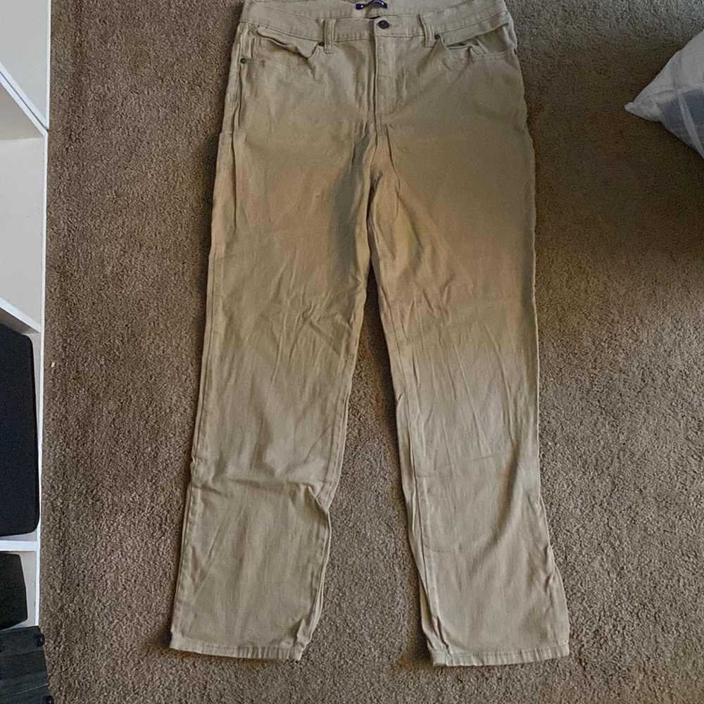 Women’s Khaki Pants